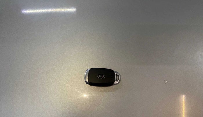 2019 Hyundai Verna 1.6 VTVT SX (O) AT, Petrol, Automatic, 27,356 km, Key Close Up