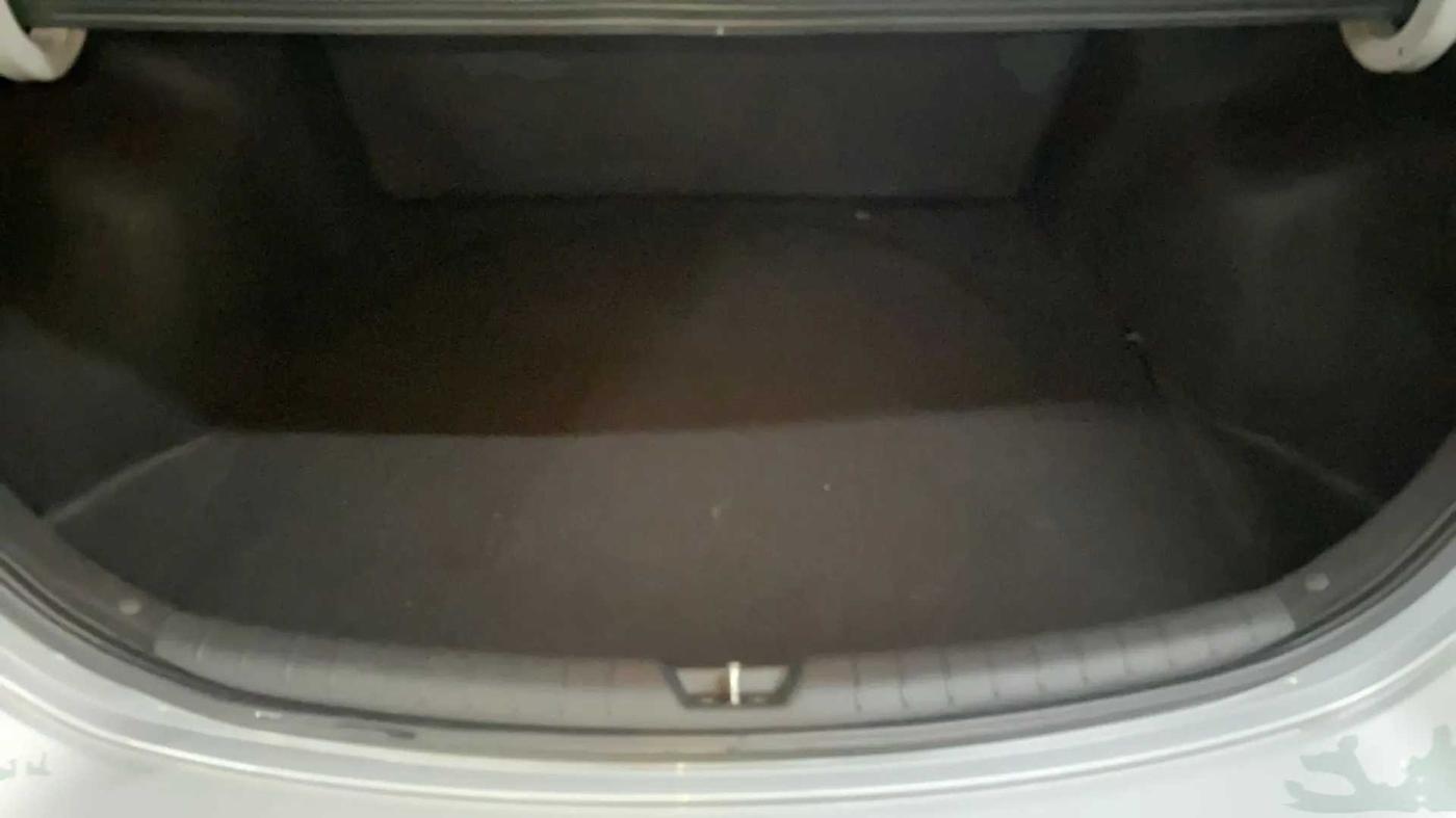 2019 Hyundai Verna 1.6 VTVT SX (O) AT, Petrol, Automatic, 27,356 km, Boot Inside