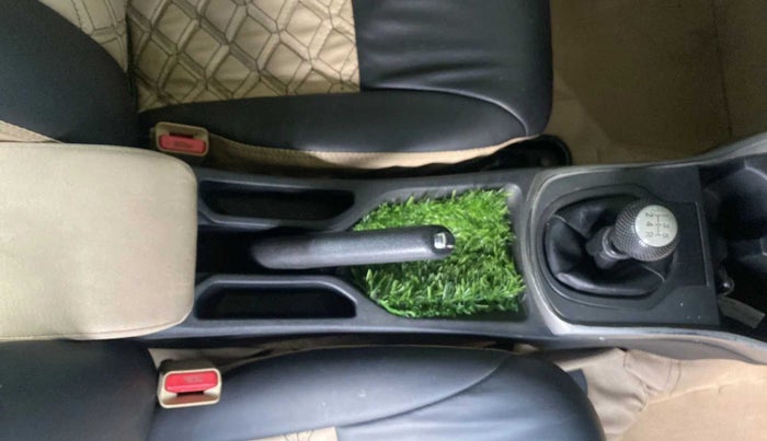 2019 Honda City 1.5L I-VTEC V MT, Petrol, Manual, 1,05,067 km, Gear Lever