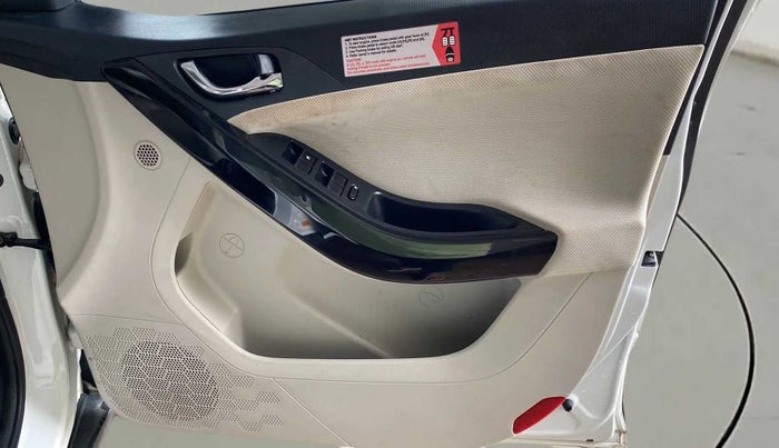 2023 Tata NEXON XZA PLUS DIESEL, Diesel, Automatic, 20,964 km, Driver Side Door Panels Control