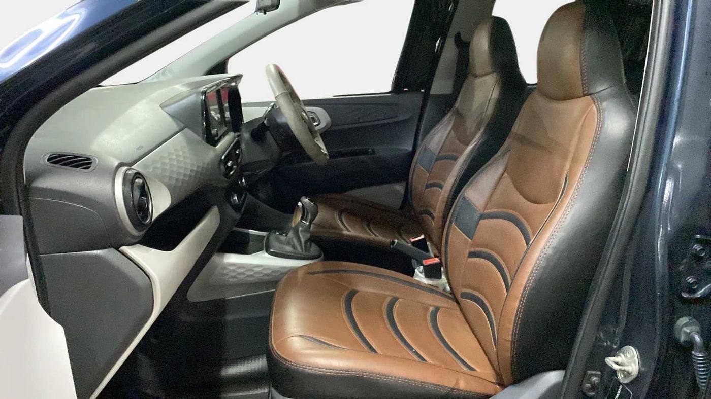 2022 Hyundai GRAND I10 NIOS SPORTZ AMT 1.2 KAPPA VTVT, Petrol, Automatic, 16,364 km, Right Side Front Door Cabin