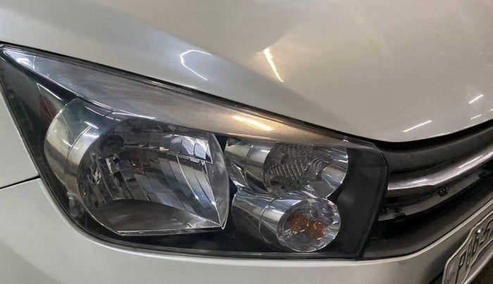 2017 Maruti Celerio ZXI, Petrol, Manual, 58,623 km, Right headlight - Minor scratches