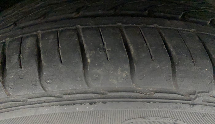 2021 Tata Tiago XZ PLUS PETROL, Petrol, Manual, 12,591 km, Right Front Tyre Tread