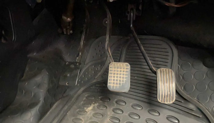 2018 Tata Tiago XT PETROL, Petrol, Manual, 97,974 km, Pedals