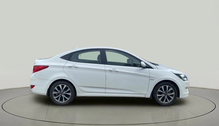 2016 Hyundai Verna 1.6 VTVT SX, Petrol, Manual, 34,289 km, Right Side