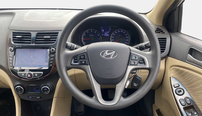 2016 Hyundai Verna 1.6 VTVT SX, Petrol, Manual, 34,289 km, Steering Wheel Close Up