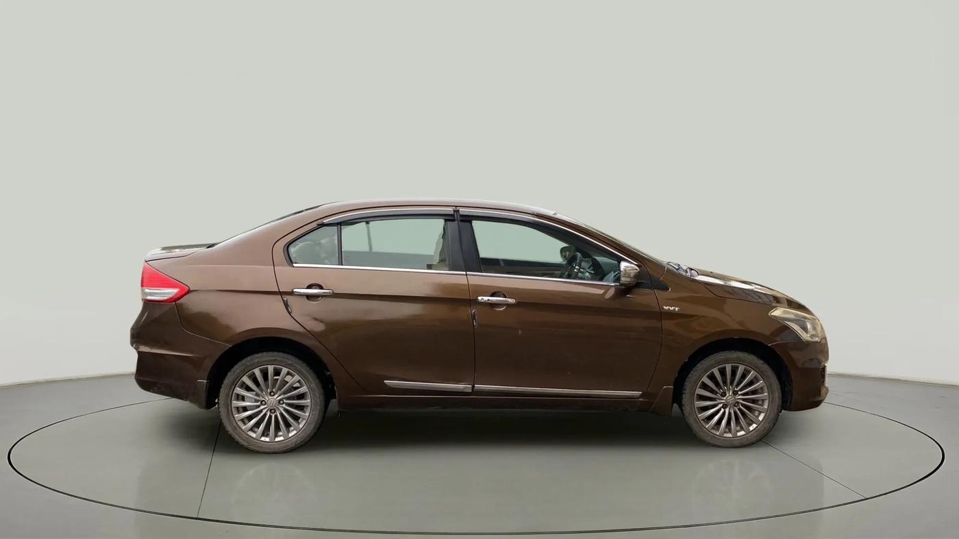 2016 Maruti Ciaz ZXI+, Petrol, Manual, 97,551 km, Right Side View