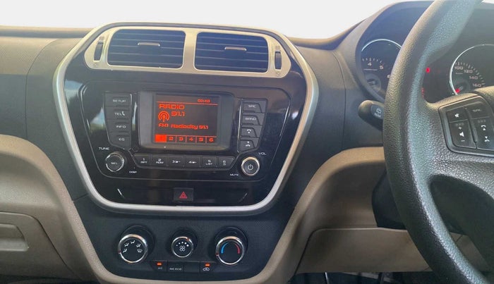 2017 Mahindra TUV300 T8, Diesel, Manual, 47,272 km, Air Conditioner