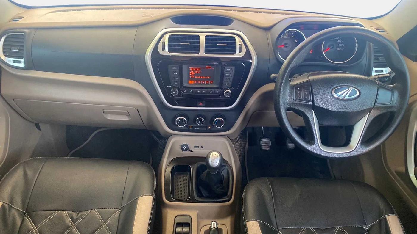2017 Mahindra TUV300 T8, Diesel, Manual, 47,272 km, Dashboard