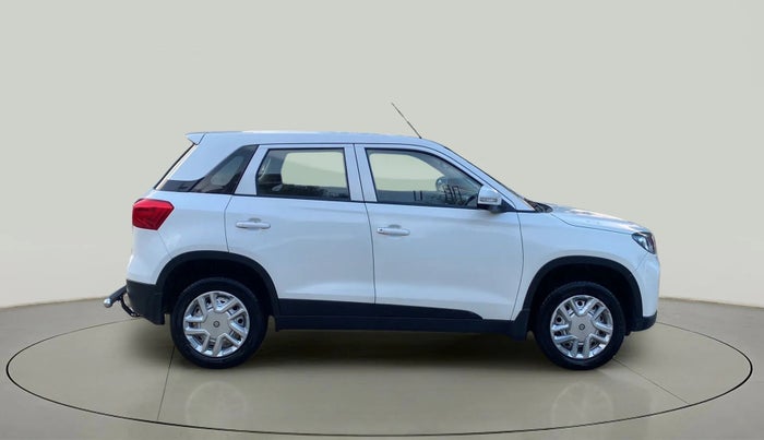 2022 Maruti Vitara Brezza LXI, Petrol, Manual, 8,788 km, Right Side View