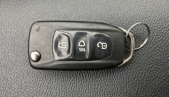 2020 Tata Tiago XZA PLUS DUAL TONE PETROL, Petrol, Automatic, 78,195 km, Key Close Up