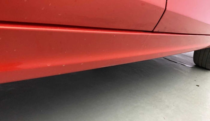 2020 Tata Tiago XZA PLUS DUAL TONE PETROL, Petrol, Automatic, 78,195 km, Right running board - Minor scratches