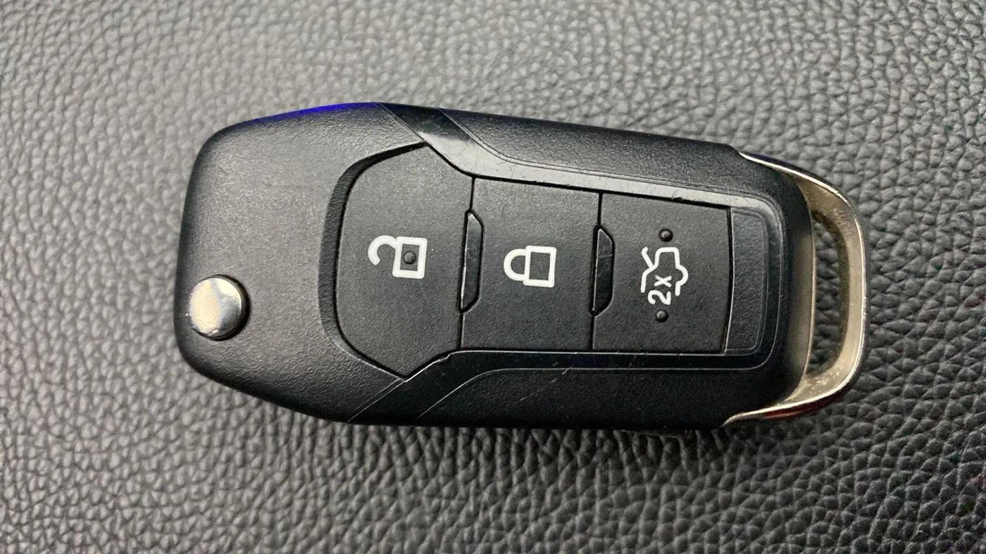 2019 Ford FREESTYLE AMBIENTE 1.2 PETROL, Petrol, Manual, 30,021 km, Key Close Up