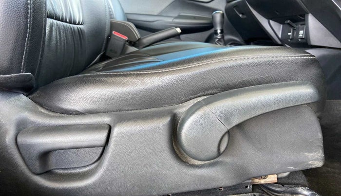 2019 Honda WR-V 1.5L I-DTEC VX MT, Diesel, Manual, 52,537 km, Driver Side Adjustment Panel