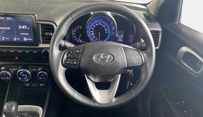 2021 Hyundai VENUE S+ 1.2, Petrol, Manual, 22,280 km, Steering Wheel Close Up