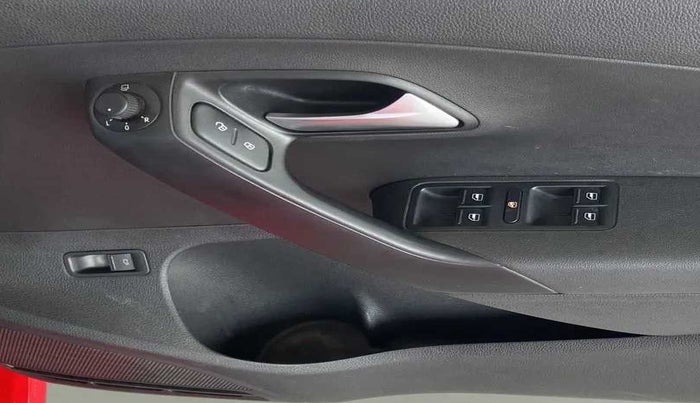 2018 Volkswagen Vento HIGHLINE 1.5 AT, Diesel, Automatic, 67,689 km, Driver Side Door Panels Control