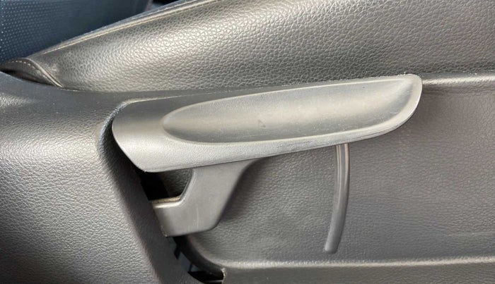 2018 Volkswagen Vento HIGHLINE 1.5 AT, Diesel, Automatic, 67,689 km, Driver Side Adjustment Panel