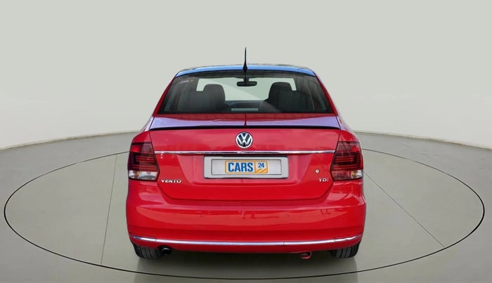 2018 Volkswagen Vento HIGHLINE 1.5 AT, Diesel, Automatic, 67,689 km, Back/Rear