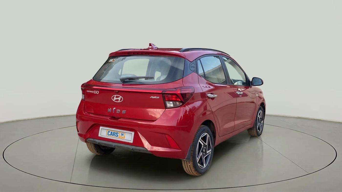 2023 Hyundai GRAND I10 NIOS ASTA AMT 1.2 KAPPA VTVT, Petrol, Automatic, 11,884 km, Right Back Diagonal