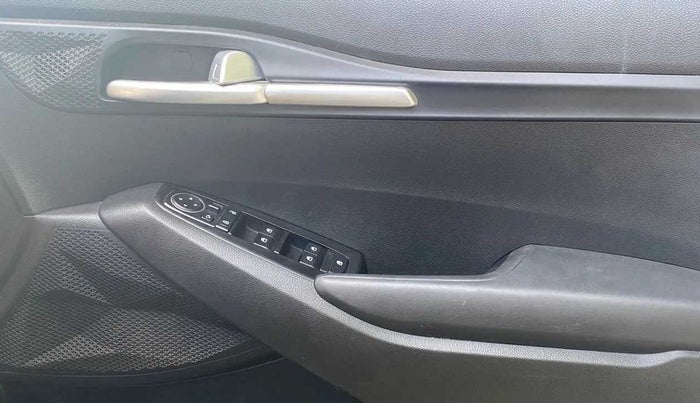 2021 KIA SELTOS HTK PLUS 1.5 DIESEL, Diesel, Manual, 53,785 km, Driver Side Door Panels Control