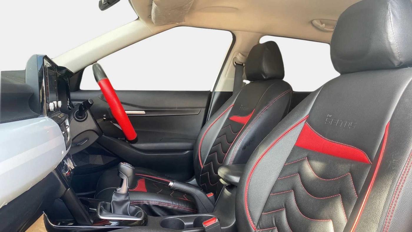 2021 KIA SELTOS HTK PLUS 1.5 DIESEL, Diesel, Manual, 53,785 km, Right Side Front Door Cabin