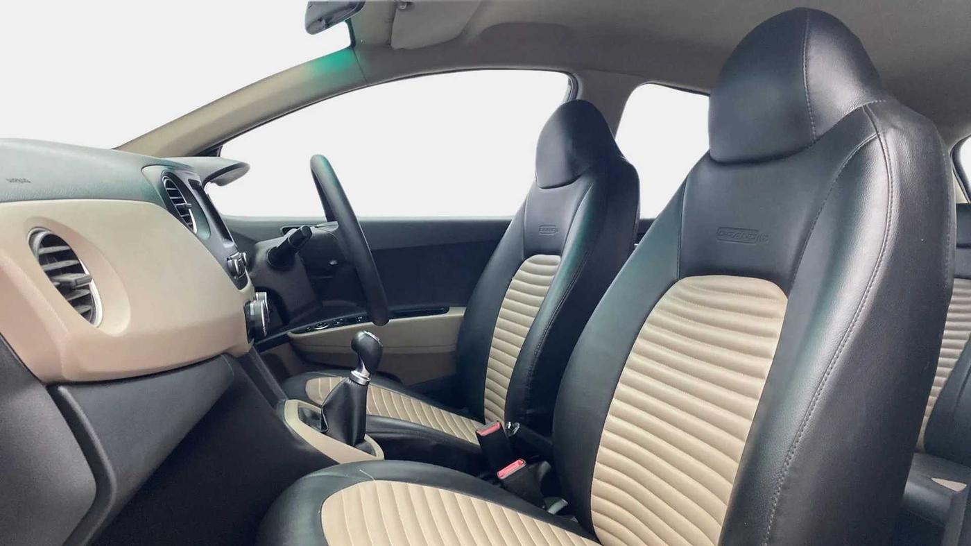 2019 Hyundai Grand i10 SPORTZ 1.2 KAPPA VTVT, Petrol, Manual, 46,882 km, Right Side Front Door Cabin