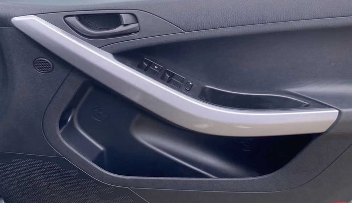 2022 Tata NEXON XM SUNROOF PETROL, CNG, Manual, 9,349 km, Driver Side Door Panels Control