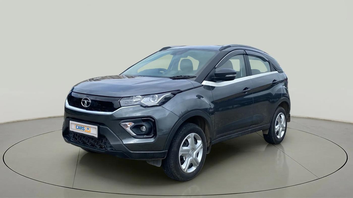 2022 Tata NEXON XM SUNROOF PETROL, CNG, Manual, 9,349 km, Left Front Diagonal