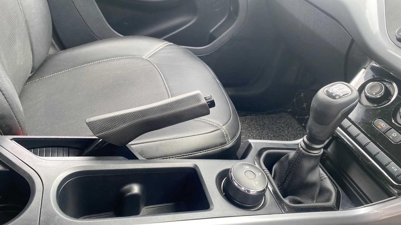 2022 Tata NEXON XM SUNROOF PETROL, CNG, Manual, 9,349 km, Gear Lever