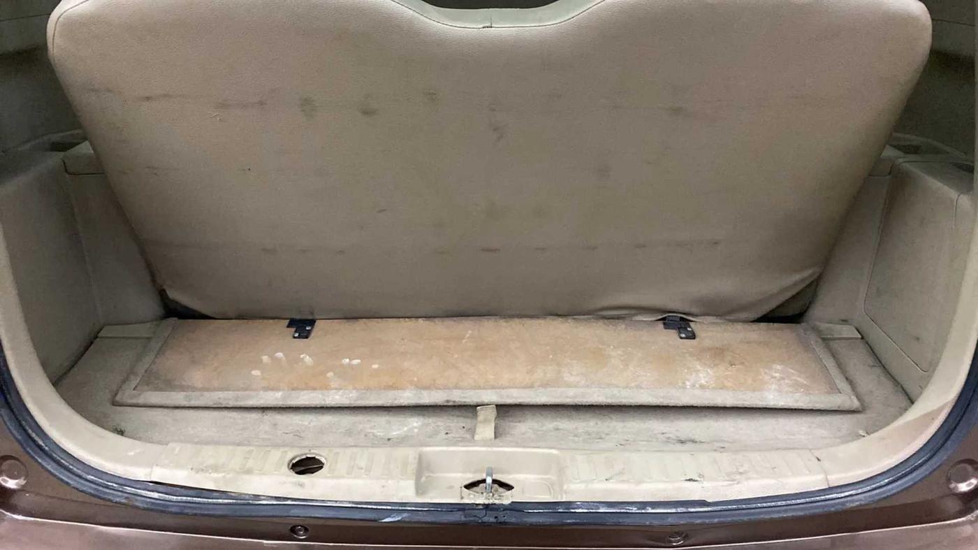 2013 Maruti Ertiga VXI, Petrol, Manual, 78,615 km, Boot Inside