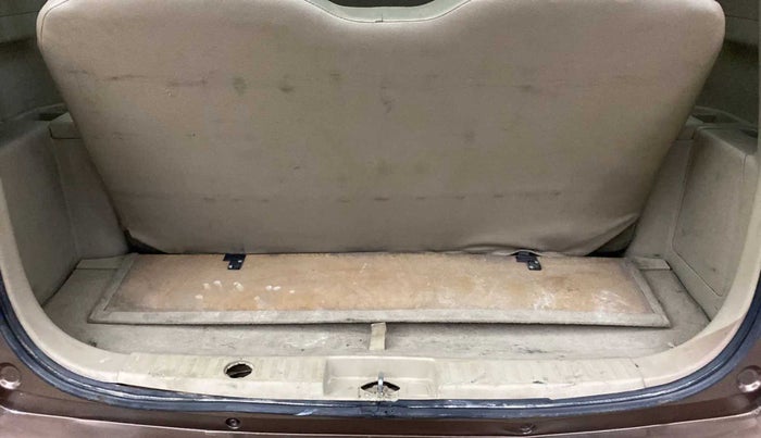 2013 Maruti Ertiga VXI, Petrol, Manual, 78,615 km, Boot Inside