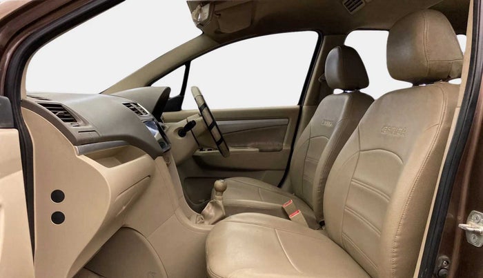 2013 Maruti Ertiga VXI, Petrol, Manual, 78,615 km, Right Side Front Door Cabin