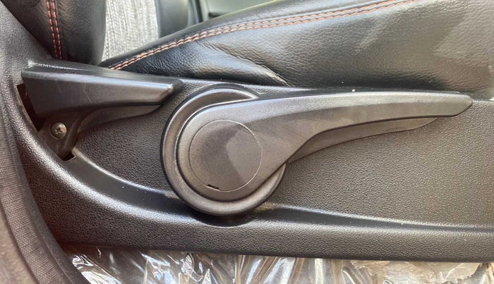 2018 Tata Tiago XZ PETROL, Petrol, Manual, 43,600 km, Driver Side Adjustment Panel