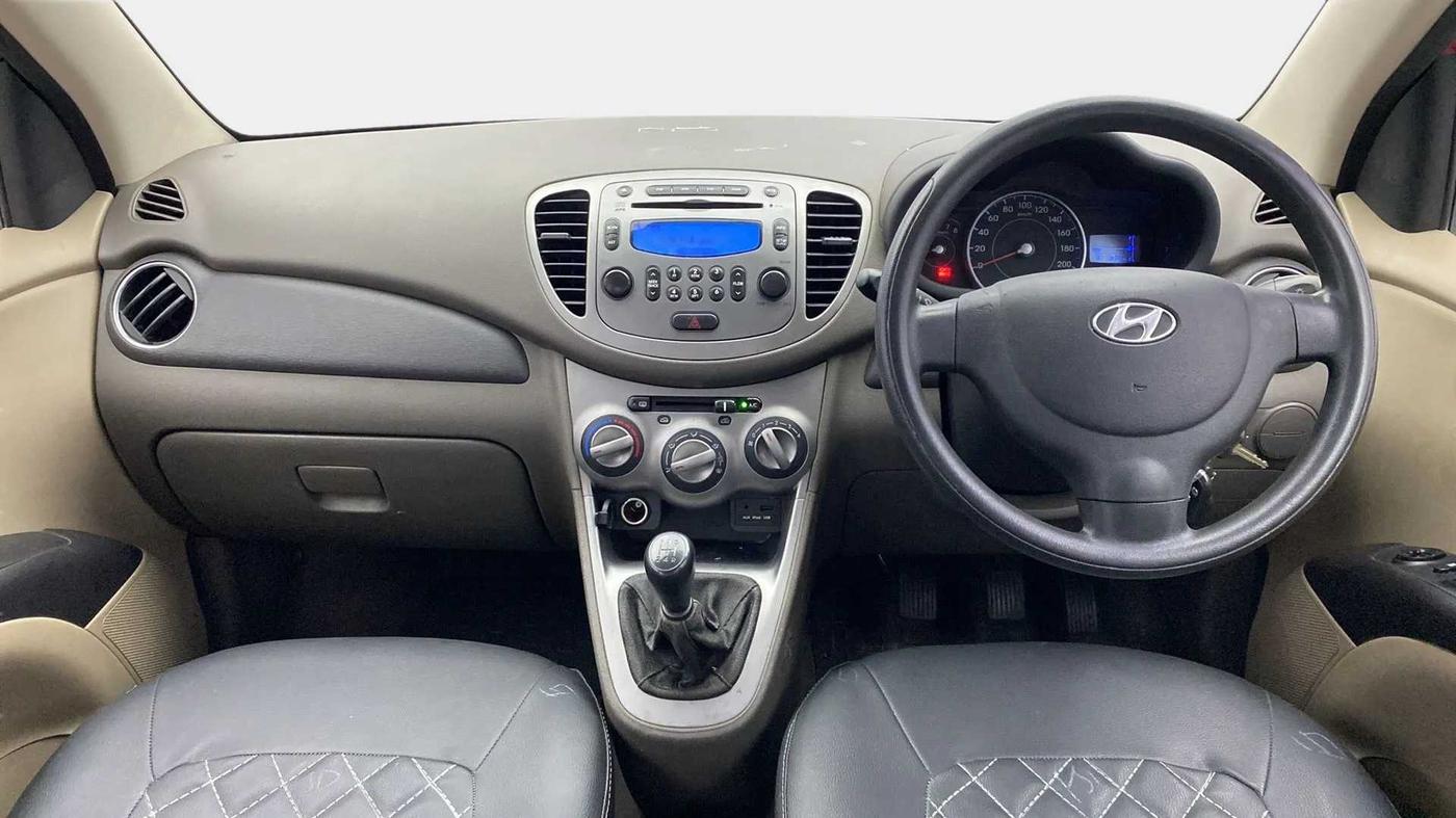 2013 Hyundai i10 SPORTZ 1.2, Petrol, Manual, 97,145 km, Dashboard