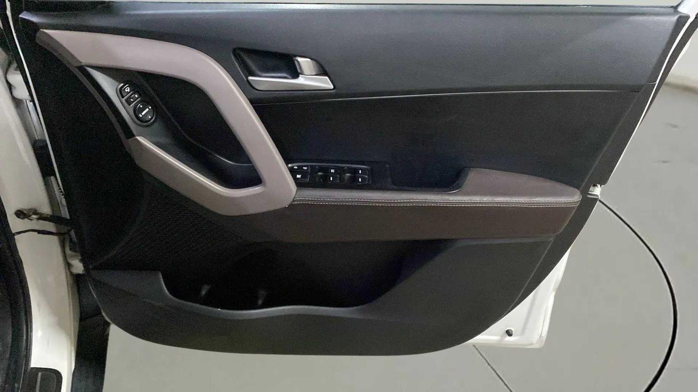 2019 Hyundai Creta SX AT 1.6 PETROL, Petrol, Automatic, 69,647 km, Driver Side Door Panels Control