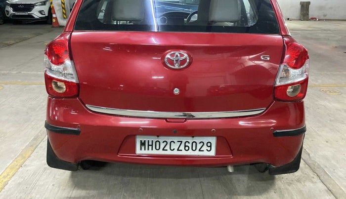 2013 Toyota Etios Liva G, Petrol, Manual, 74,406 km, Rear bumper - Minor scratches