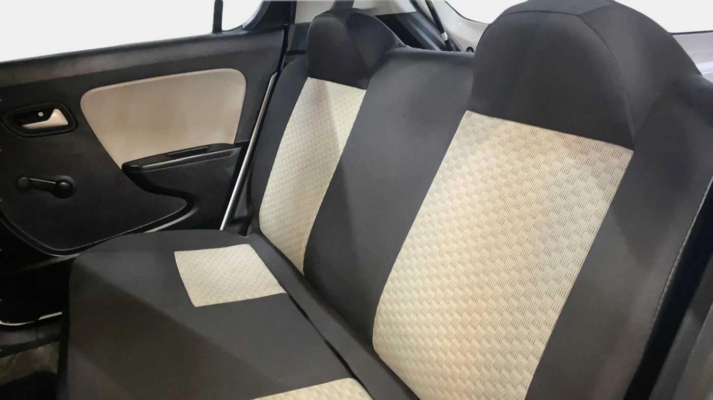 2021 Maruti Alto LXI, Petrol, Manual, 20,220 km, Right Side Rear Door Cabin
