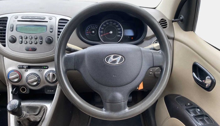 2014 Hyundai i10 SPORTZ 1.1, Petrol, Manual, 80,339 km, Steering Wheel Close Up