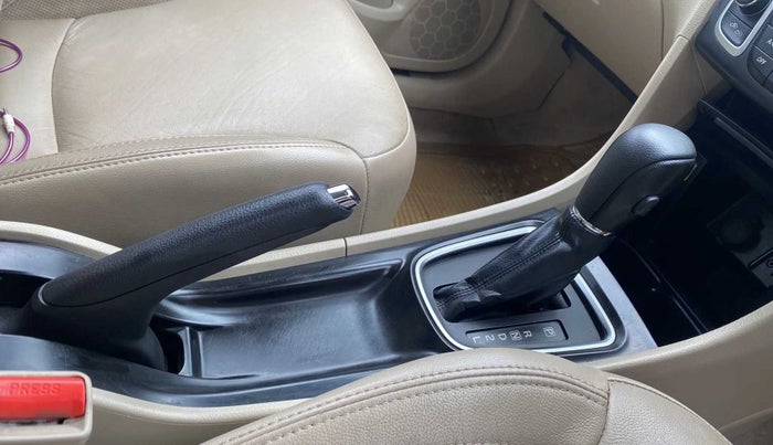 2017 Maruti Ciaz ALPHA  AT 1.4  PETROL, Petrol, Automatic, 38,702 km, Gear Lever