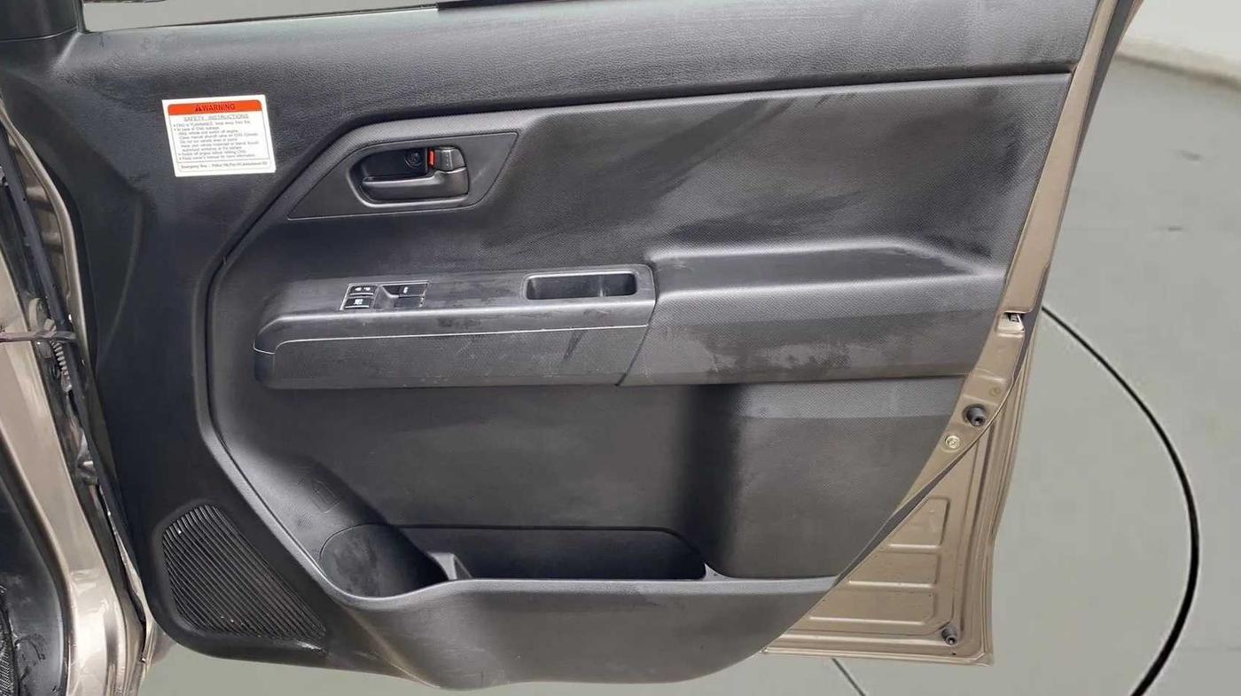 2021 Maruti New Wagon-R LXI CNG 1.0, CNG, Manual, 28,205 km, Driver Side Door Panels Control