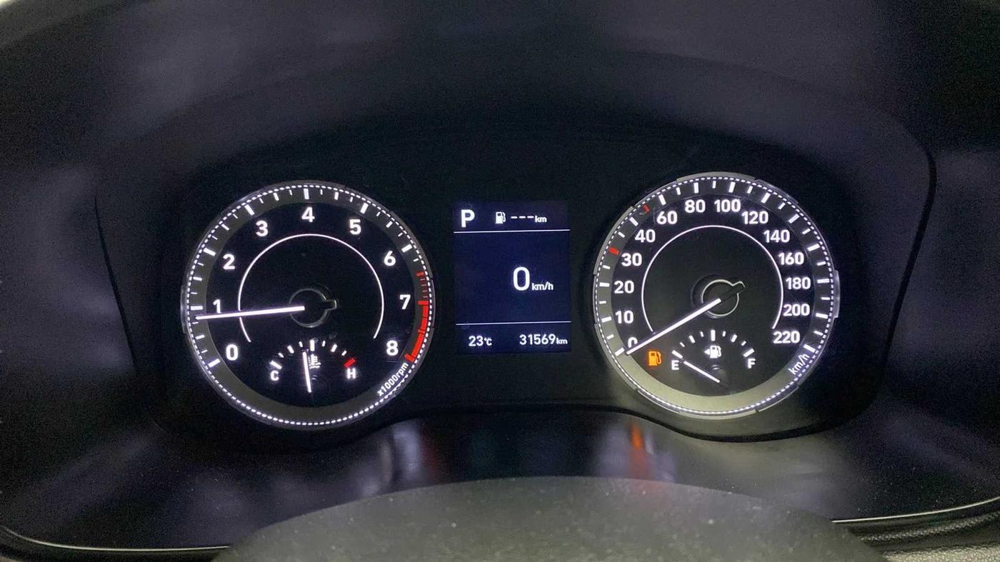 2022 Hyundai VENUE SX PLUS 1.0 TURBO DCT, Petrol, Automatic, 31,563 km, Odometer Image
