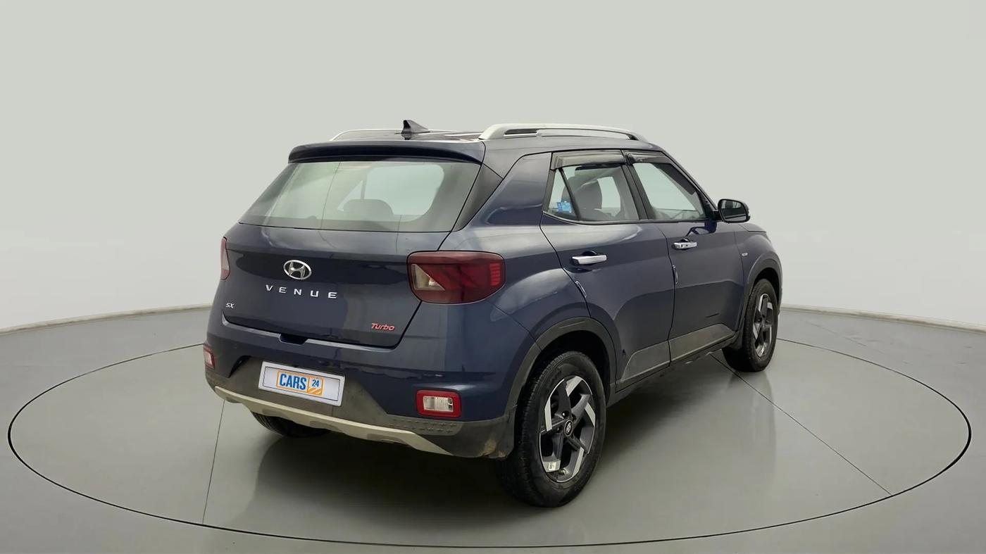 2022 Hyundai VENUE SX PLUS 1.0 TURBO DCT, Petrol, Automatic, 31,563 km, Right Back Diagonal