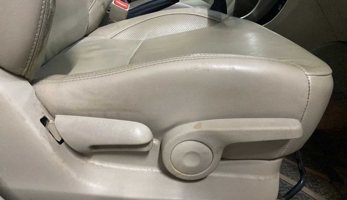 2019 Maruti Ciaz ALPHA 1.5 SHVS PETROL, Petrol, Manual, 25,858 km, Driver Side Adjustment Panel