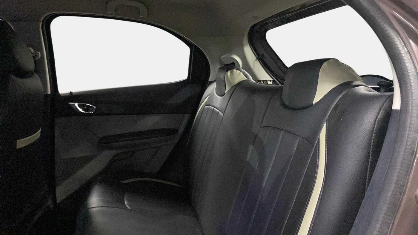 2017 Tata Tiago XZA PETROL, Petrol, Automatic, 33,834 km, Right Side Rear Door Cabin