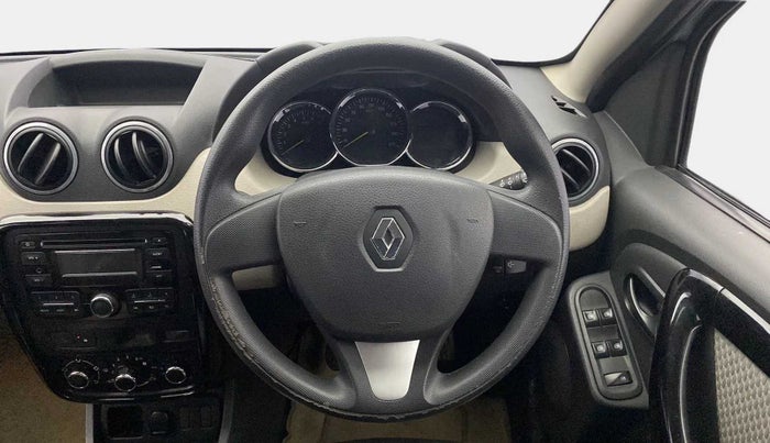 2015 Renault Duster 85 PS RXL DIESEL, Diesel, Manual, 50,208 km, Steering Wheel Close Up