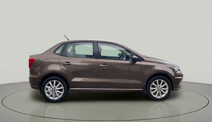 2017 Volkswagen Ameo HIGHLINE PLUS 1.5L AT 16 ALLOY, Diesel, Automatic, 66,880 km, Right Side