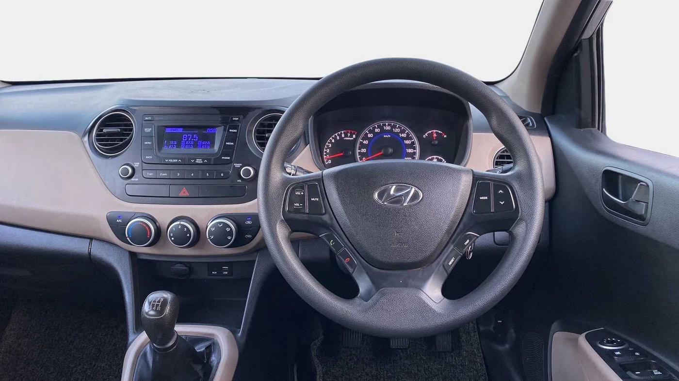 2018 Hyundai Grand i10 MAGNA 1.2 KAPPA VTVT, Petrol, Manual, 20,551 km, Steering Wheel Close Up