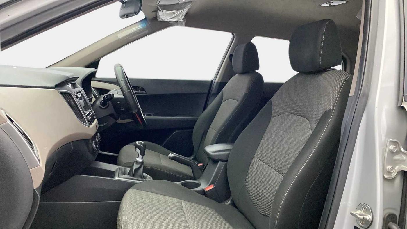 2017 Hyundai Creta E PLUS 1.6 PETROL, Petrol, Manual, 89,135 km, Right Side Front Door Cabin