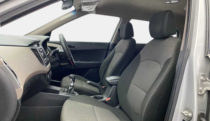 2017 Hyundai Creta E PLUS 1.6 PETROL, Petrol, Manual, 89,135 km, Right Side Front Door Cabin