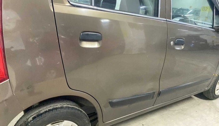 2015 Maruti Wagon R 1.0 LXI CNG, CNG, Manual, 1,00,591 km, Right rear door - Slightly dented